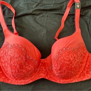 Victoria's Secret Peach Lace Push-Up Bra